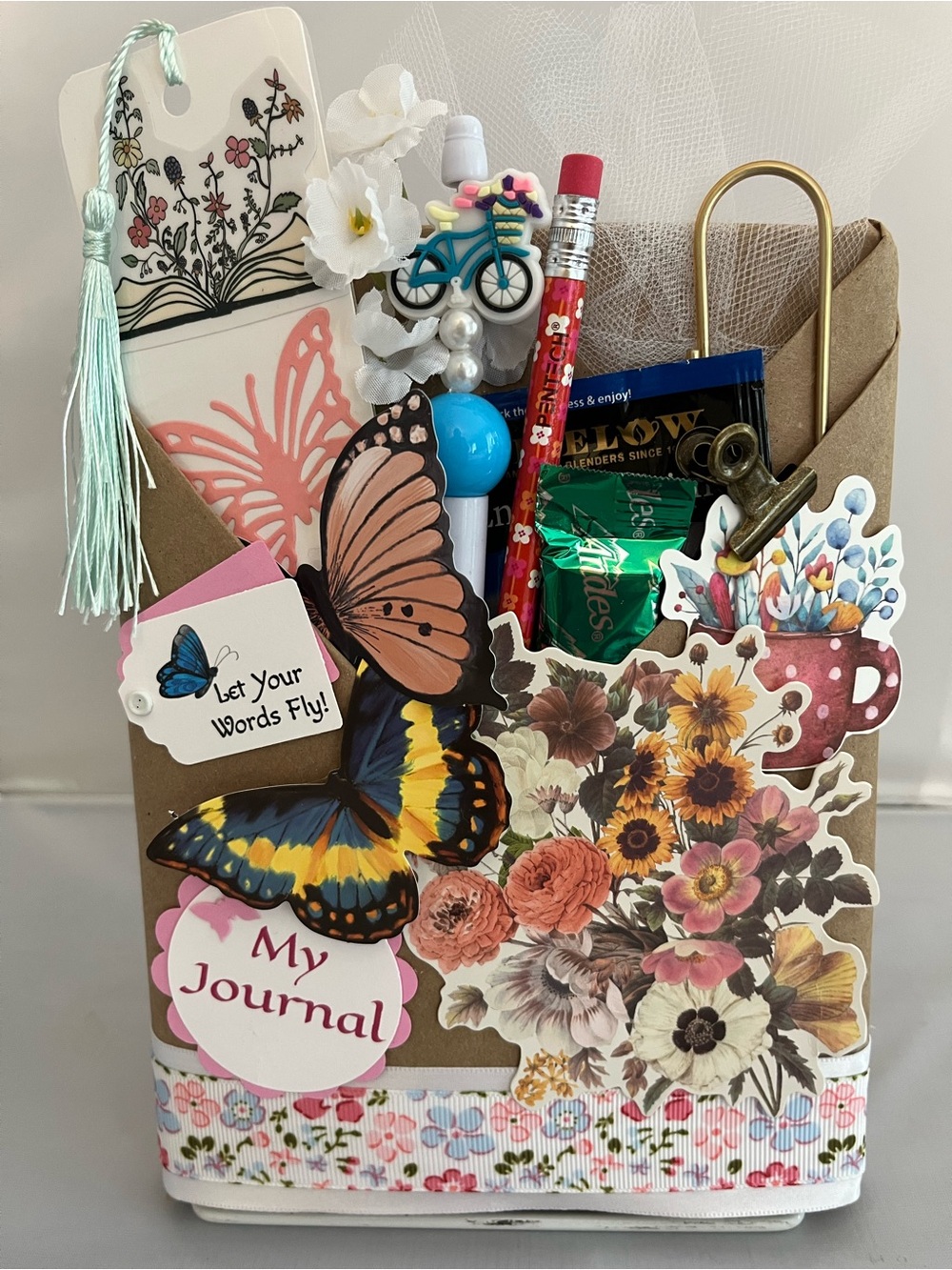 Blind Date with a Journal!! Amazing item!
$20